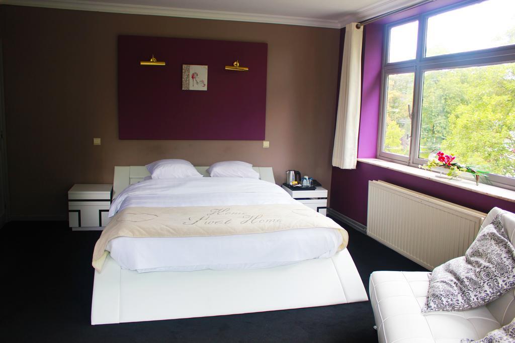 Story' Inn Bryssel Rum bild