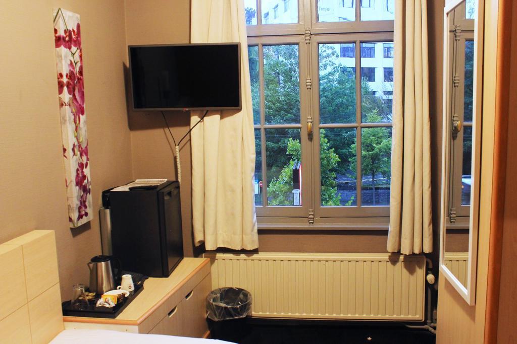 Story' Inn Bryssel Rum bild